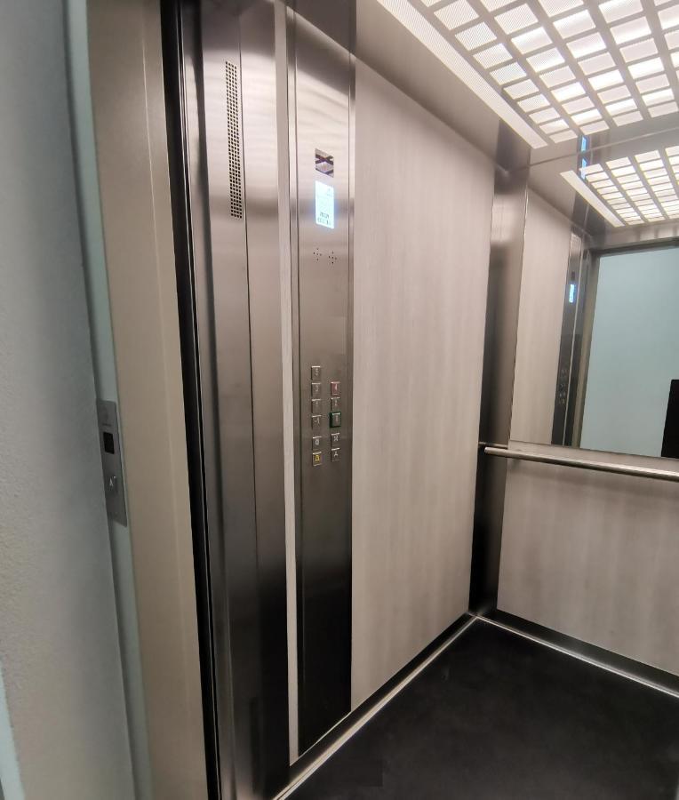Cozy One-Bedroom Apartment At Ljubovic Park ポドゴリツァ エクステリア 写真