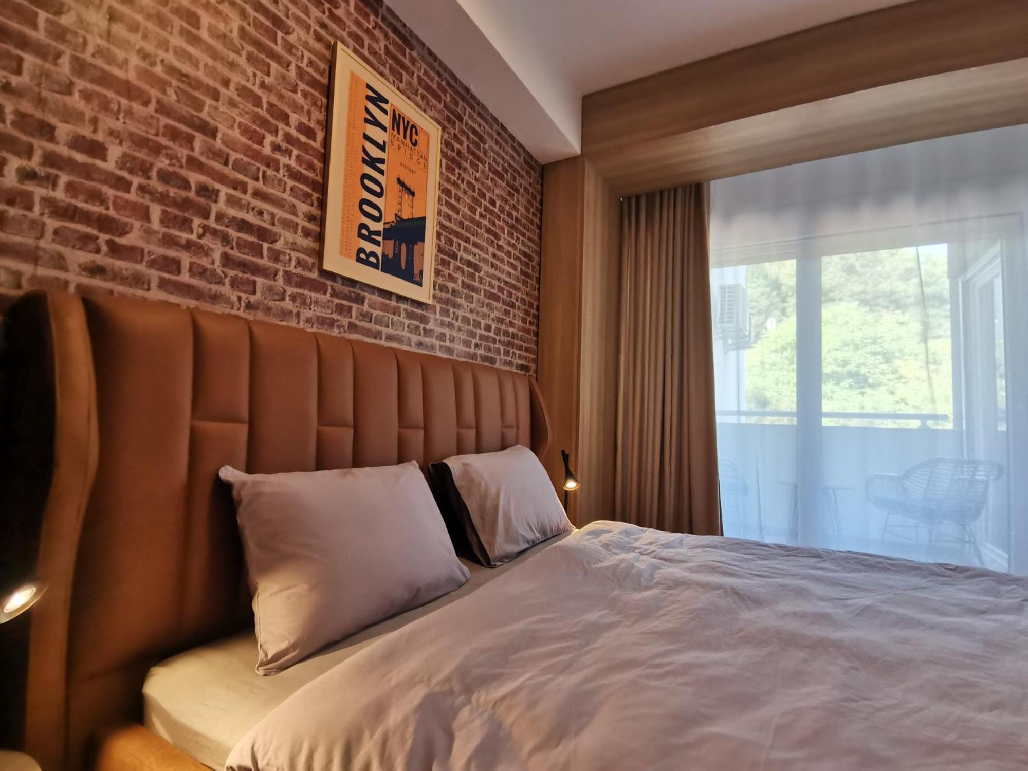 Cozy One-Bedroom Apartment At Ljubovic Park ポドゴリツァ エクステリア 写真